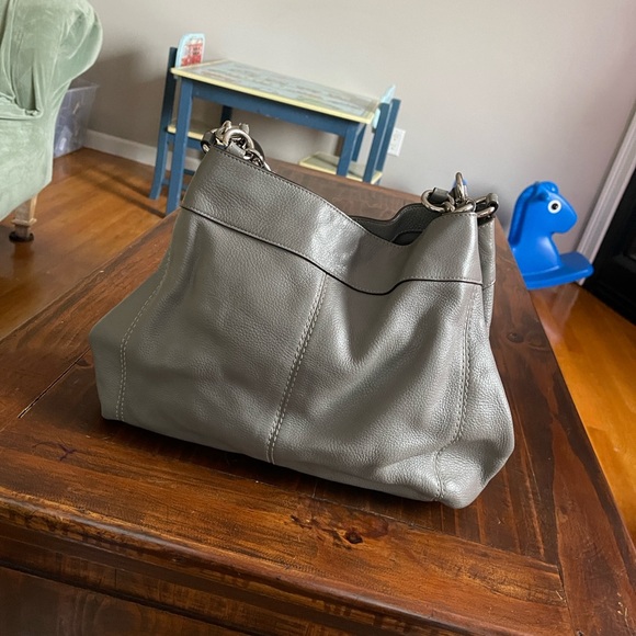 Coach Lexy Grey Triple Compartment Leather  Shoulder Bag Purse - Picture 2 of 14